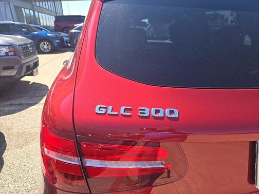 2018 Mercedes-Benz GLC 300 4MATIC
