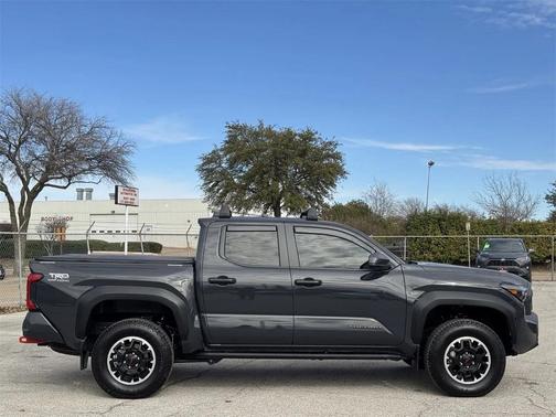2024 Toyota Tacoma TRD Off Road