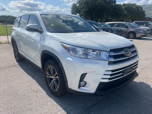 2019 Toyota Highlander LE Plus