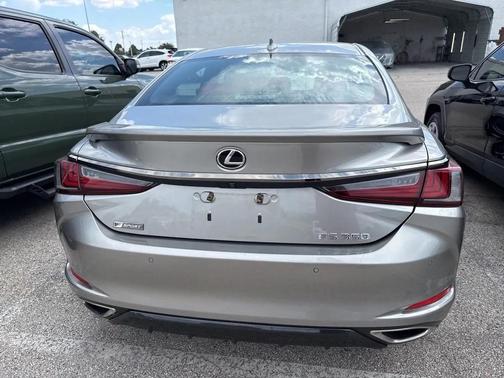 2019 Lexus ES 350 Luxury