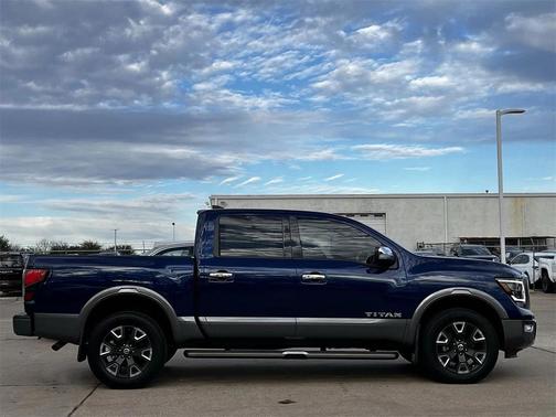 2022 Nissan Titan Platinum Reserve