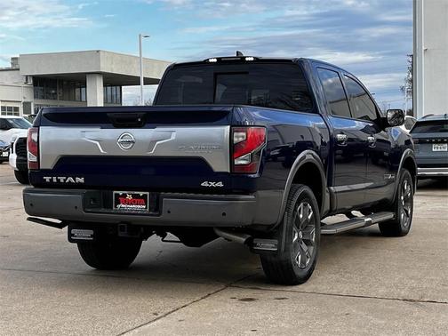 2022 Nissan Titan Platinum Reserve