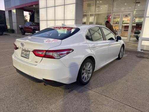 2020 Toyota Camry LE