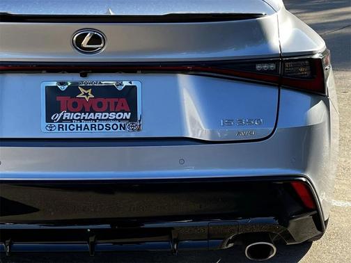 2022 Lexus IS 350 Base