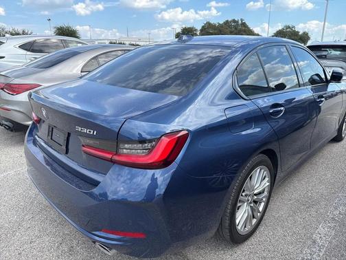 2023 BMW 330 330i