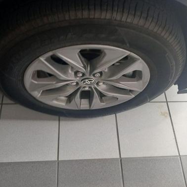 Midnight Black 2024 Toyota Sienna LE