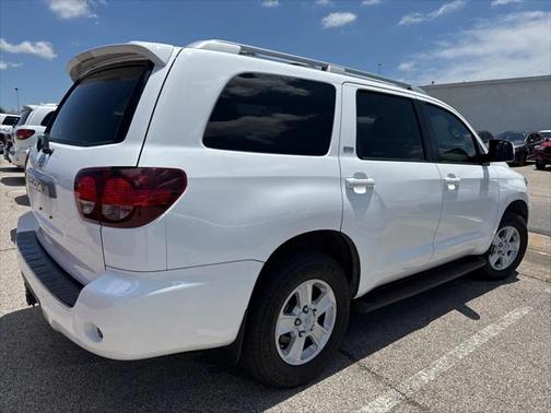 2020 Toyota Sequoia SR5