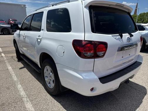 2020 Toyota Sequoia SR5