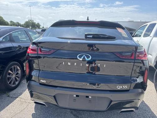 2023 INFINITI QX55 LUXE
