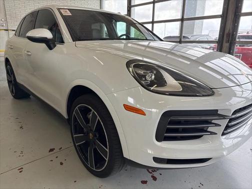 2023 Porsche Cayenne Base