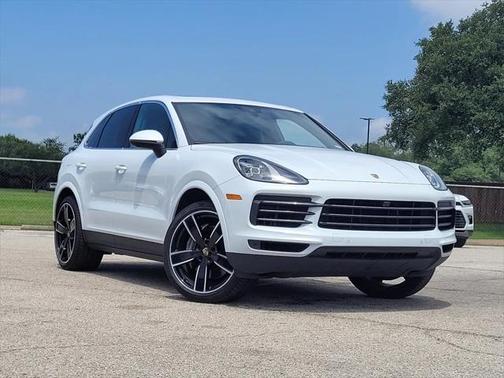 2023 Porsche Cayenne Base