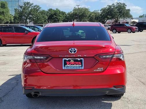2024 Toyota Camry Hybrid XLE