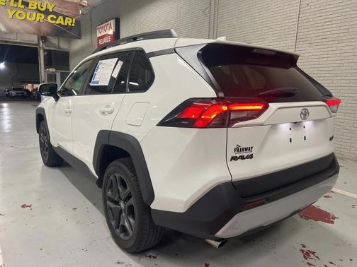 2023 Toyota RAV4 Adventure