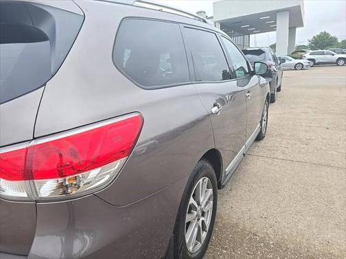 2014 Nissan Pathfinder SL