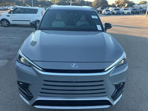 2024 Lexus TX 500h F SPORT Premium