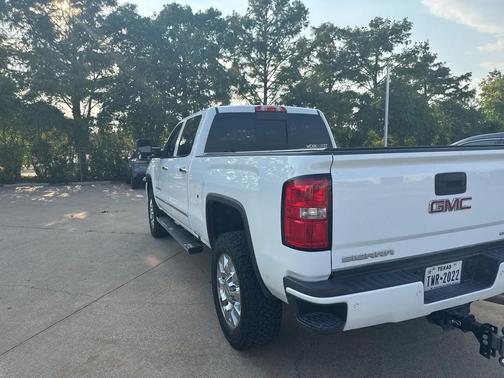 2017 GMC Sierra 2500 Denali
