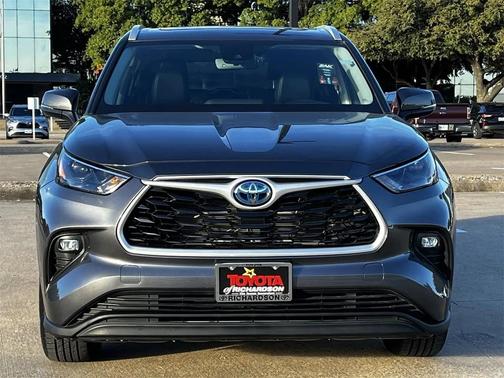 2023 Toyota Highlander Hybrid XLE