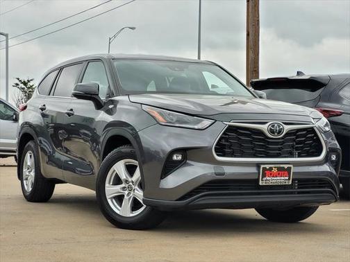 2023 Toyota Highlander LE