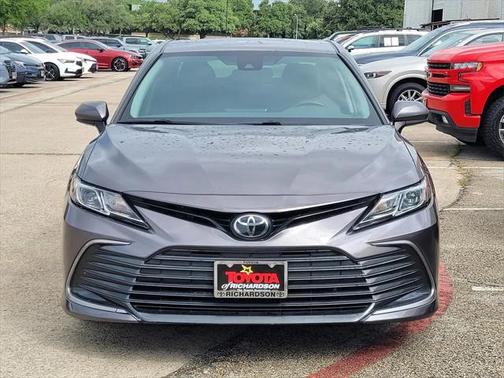 2022 Toyota Camry LE