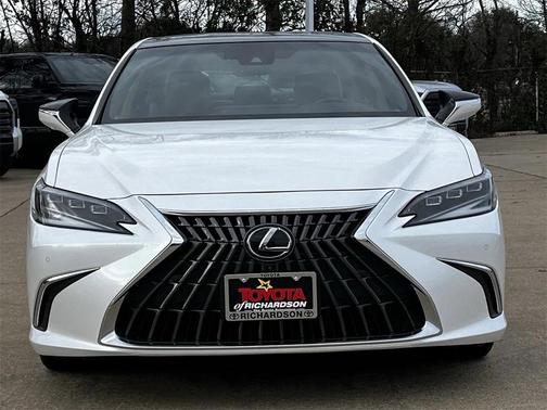 2022 Lexus ES 350 Ultra Luxury