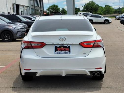 2020 Toyota Camry LE