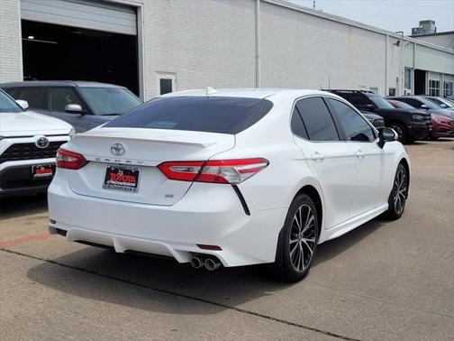 2020 Toyota Camry LE