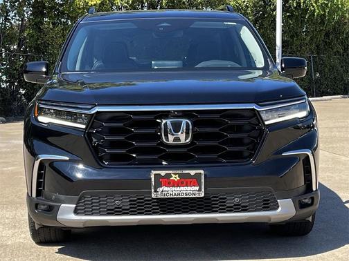 2023 Honda Pilot AWD Elite