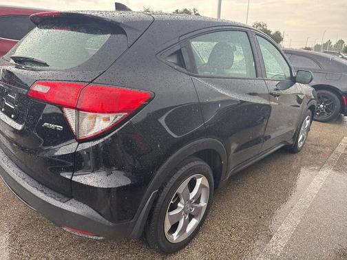2022 Honda HR-V LX