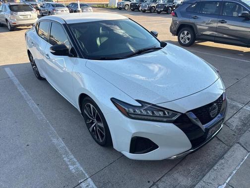 2022 Nissan Maxima SV Xtronic CVT