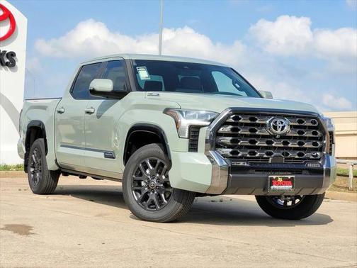 2025 Toyota Tundra Hybrid Platinum