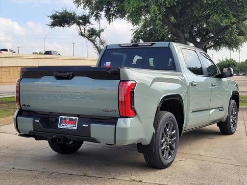 2025 Toyota Tundra Hybrid Platinum