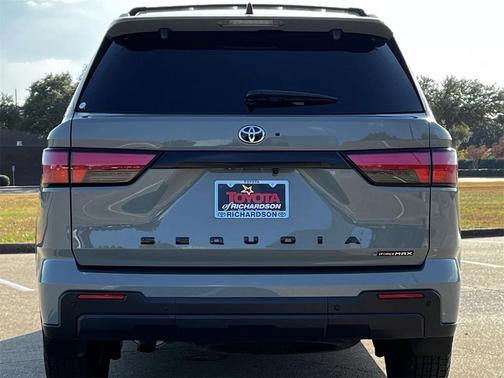 2025 Toyota Sequoia SR5