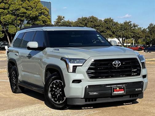 2025 Toyota Sequoia SR5