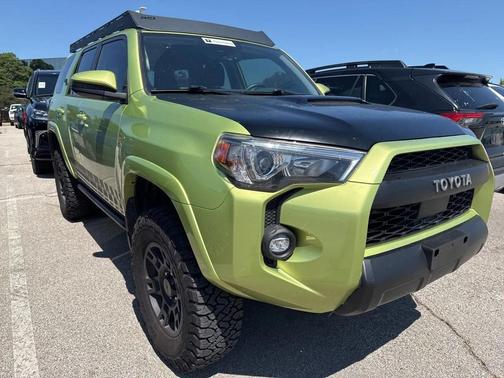2023 Toyota 4Runner TRD Off Road