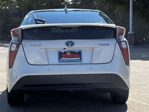 2017 Toyota Prius Two