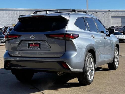 2024 Toyota Highlander Limited