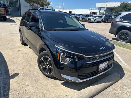 2023 Kia Niro EX