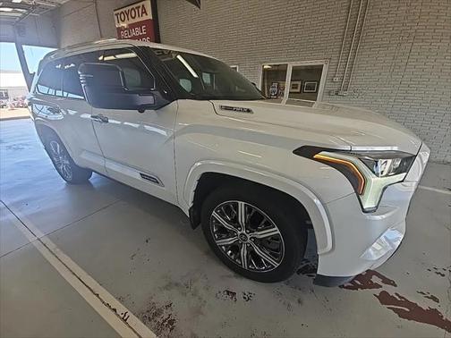 2023 Toyota Sequoia Capstone