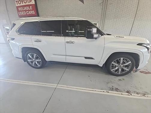 2023 Toyota Sequoia Capstone