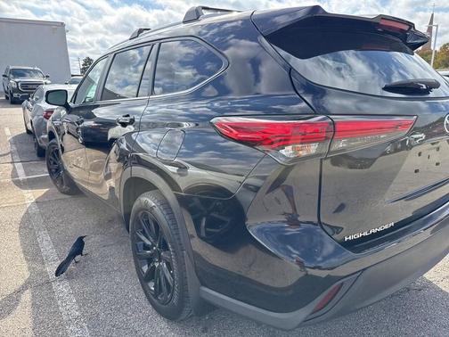 2023 Toyota Highlander Hybrid XLE