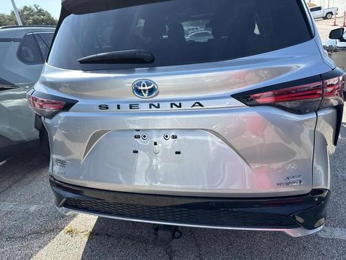 2024 Toyota Sienna XSE 7 Passenger