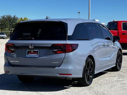 2023 Honda Odyssey Sport