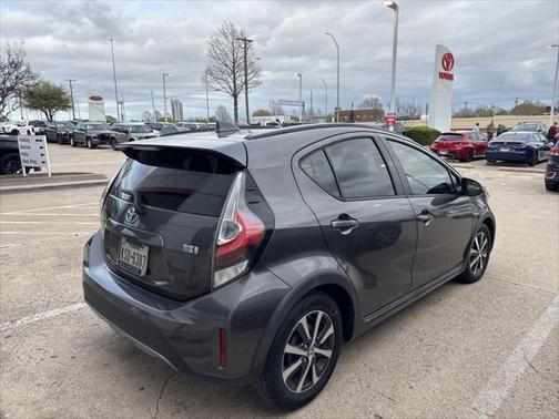2018 Toyota Prius c Two