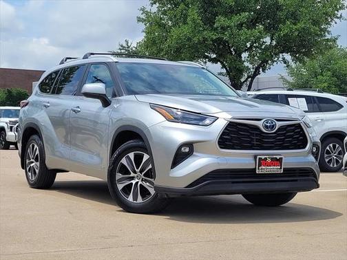 2023 Toyota Highlander Hybrid XLE