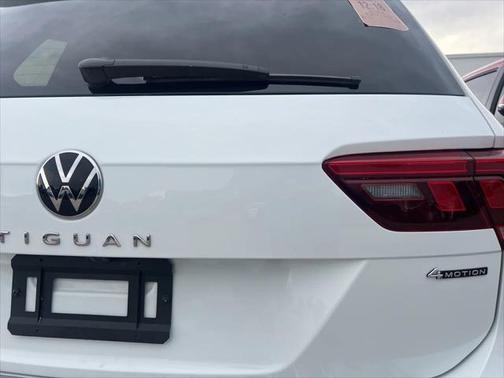 2024 Volkswagen Tiguan 2.0T Wolfsburg Edition