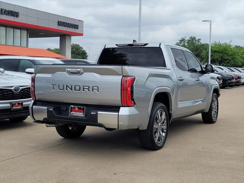 2023 Toyota Tundra Hybrid Capstone