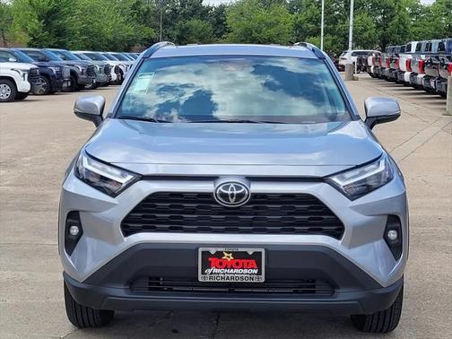 2025 Toyota RAV4 Hybrid XLE Premium