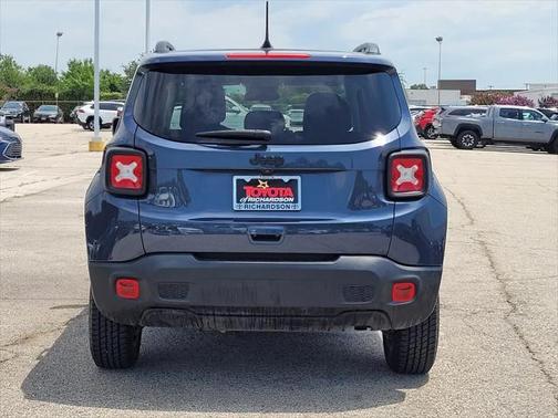 2023 Jeep Renegade Upland