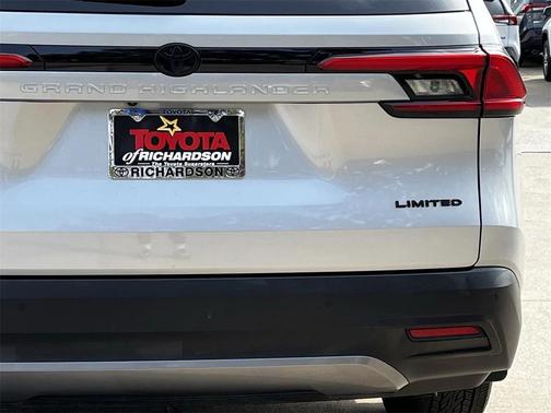2024 Toyota Grand Highlander Limited
