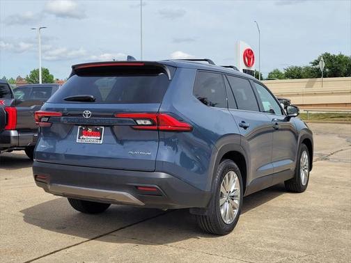 2024 Toyota Grand Highlander Platinum